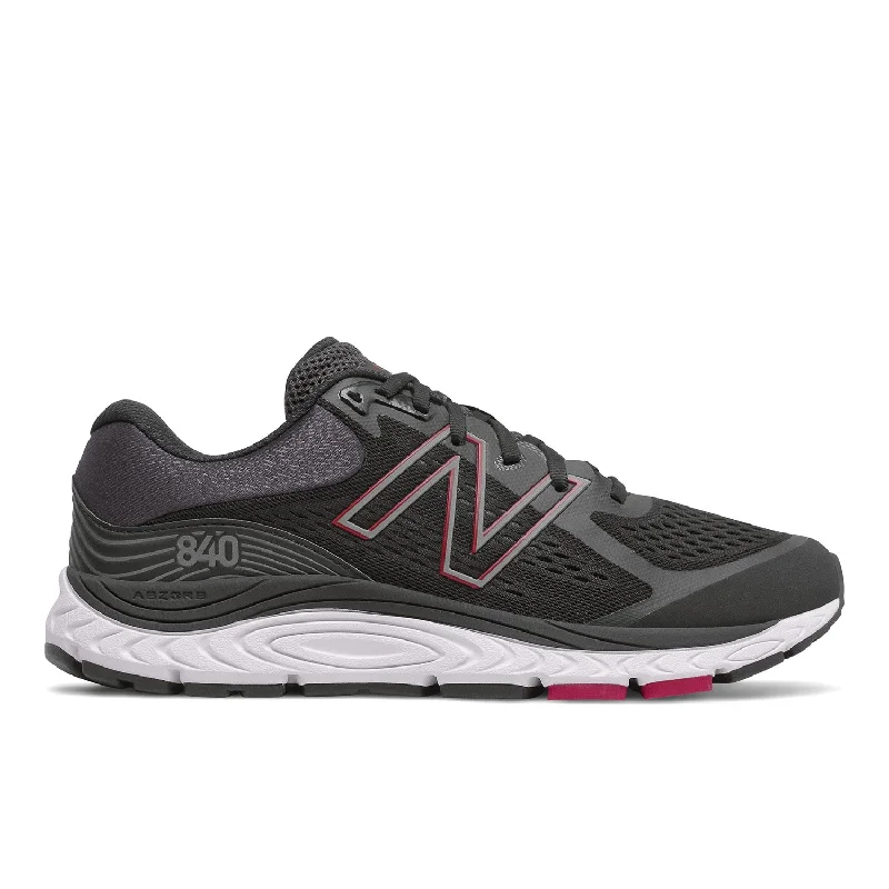 Men's New Balance 840v5 Color: Black with Horizon