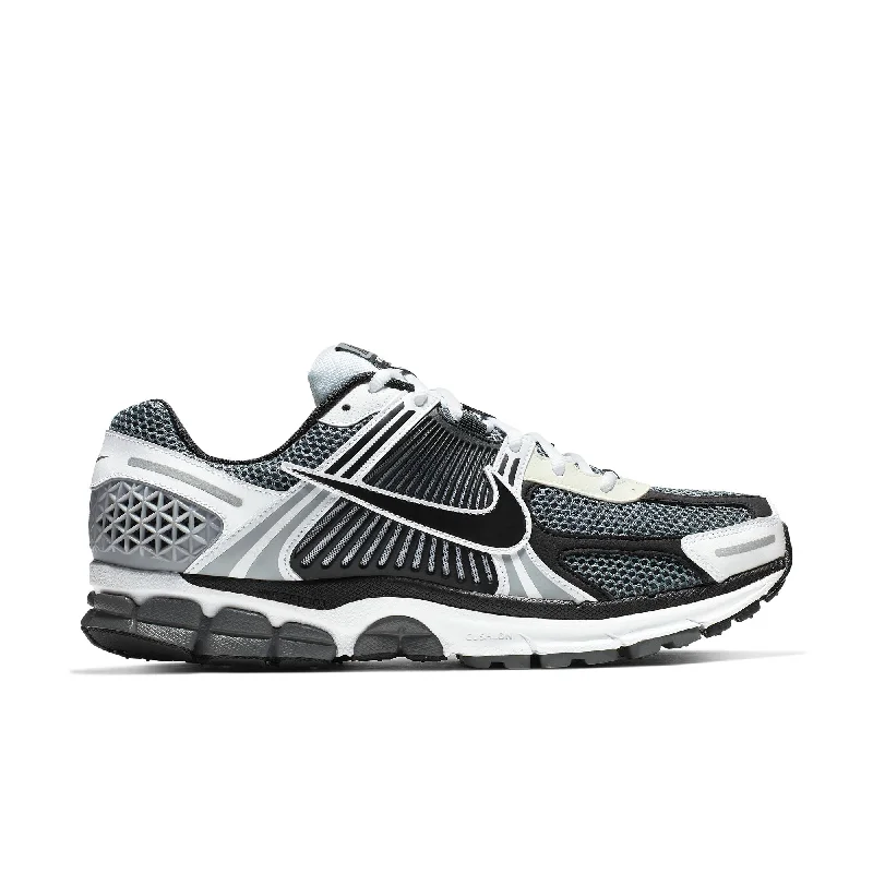 Nike Zoom Vomero 5 SE SP 'Black/Grey'